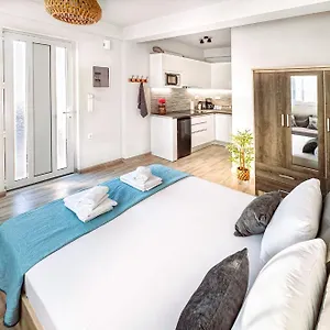 House & Roof Garden Appartement